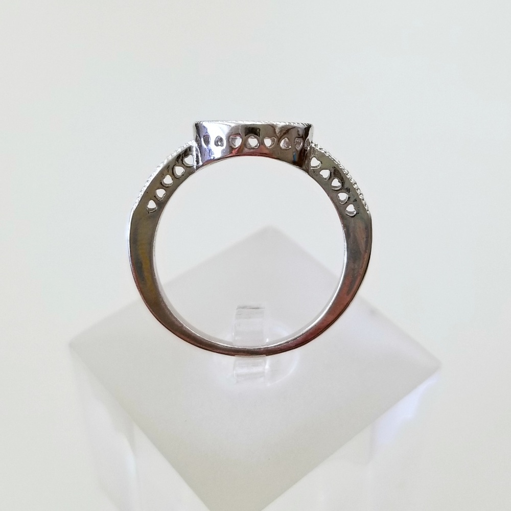 18k Plated Pave Circle Ring - Picture 5 of 8